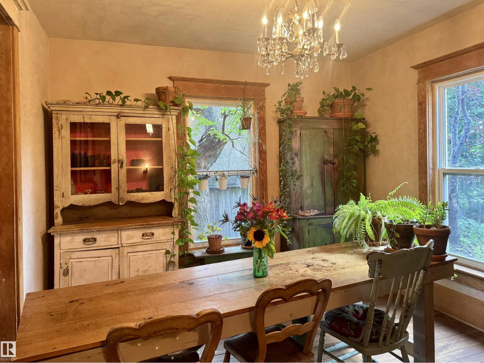 7024 105a St Nw, Edmonton, Alberta  T6H 2R5 - Photo 13 - E4478539