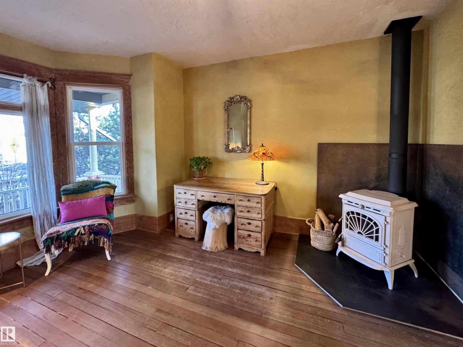 7024 105a St Nw, Edmonton, Alberta  T6H 2R5 - Photo 9 - E4478539