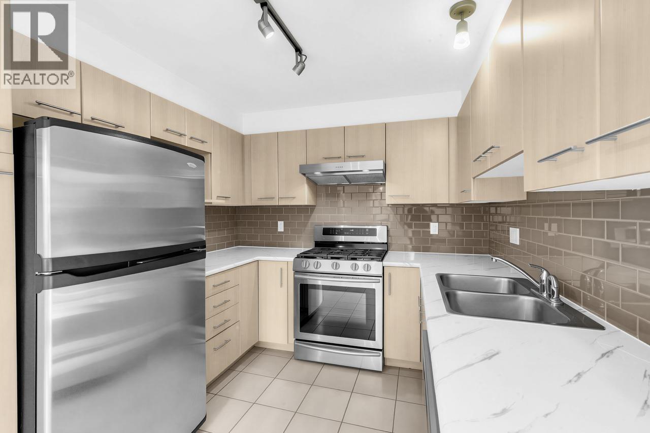 5204 5111 Garden City Road, Richmond, British Columbia  V6X 4H4 - Photo 11 - R3101943