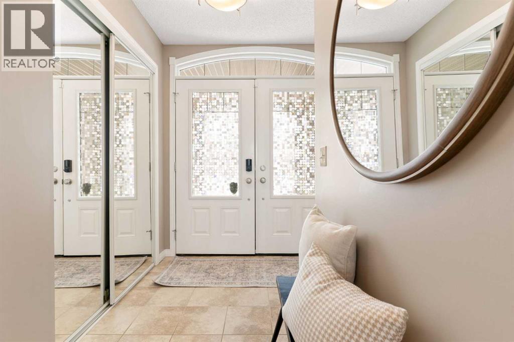 149 Windridge Road SW, Airdrie, Alberta  T4B 2R4 - Photo 2 - A2293533