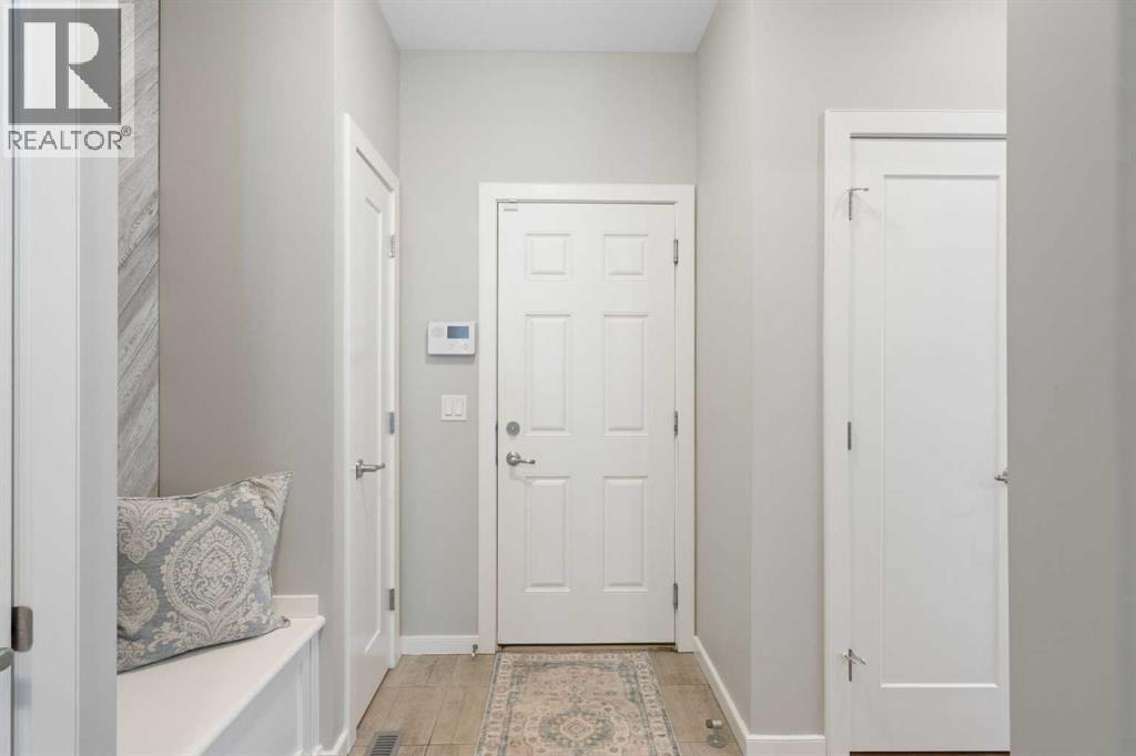 360 Bayside Crescent SW, Airdrie, Alberta  T4B 1H1 - Photo 5 - A2293923