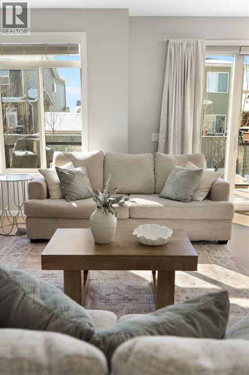 360 Bayside Crescent SW, Airdrie, Alberta  T4B 1H1 - Photo 8 - A2293923