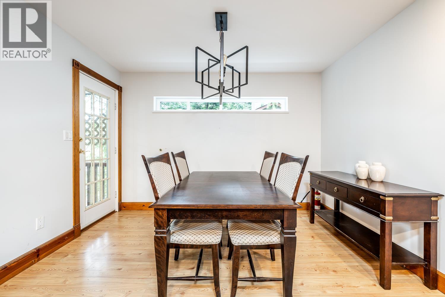 40449 Thunderbird Ridge, Squamish, British Columbia  V0N 1T0 - Photo 23 - R3091528