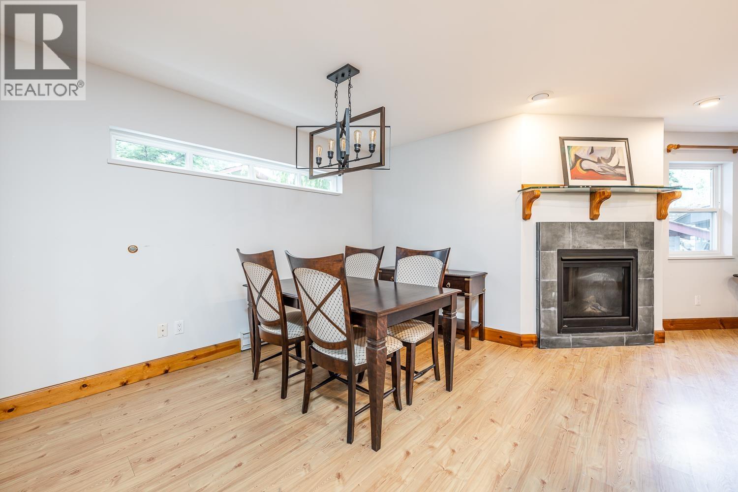 40449 Thunderbird Ridge, Squamish, British Columbia  V0N 1T0 - Photo 22 - R3091528