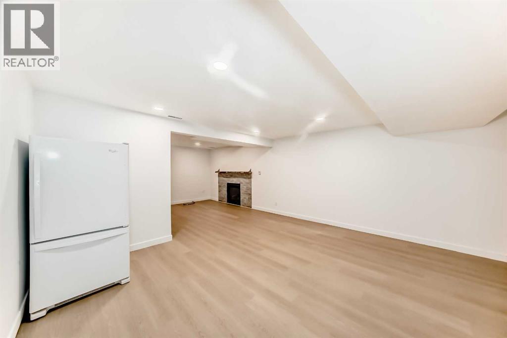 52 Mt Crandell Crescent W, Lethbridge, Alberta  T1K 6L6 - Photo 19 - A2295332