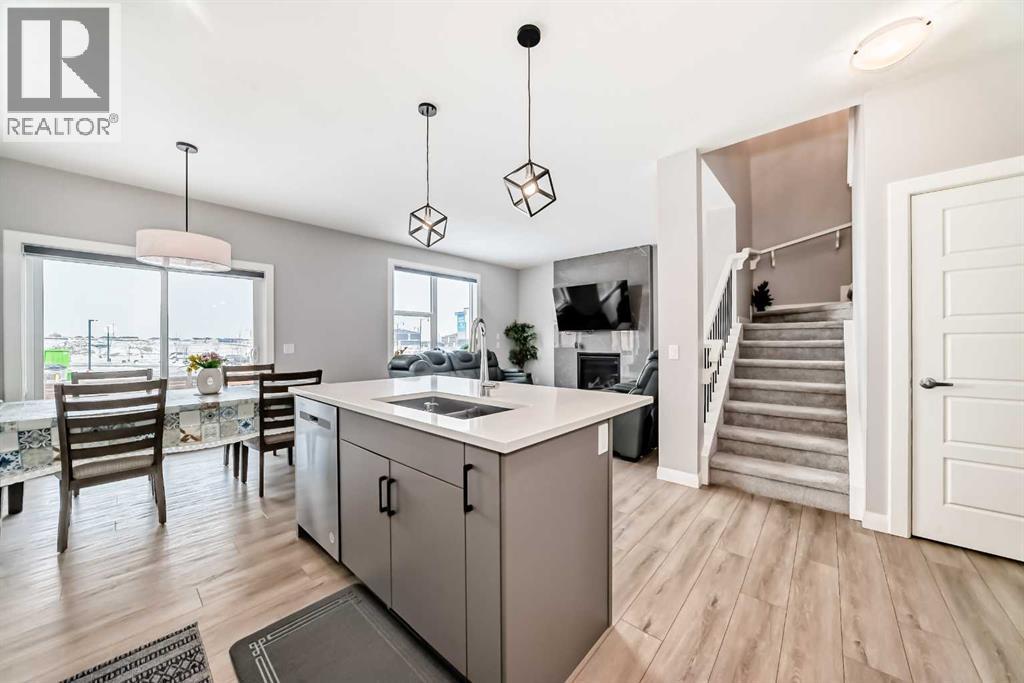 375 Dawson Harbour Court, Chestermere, Alberta  T1X 1Z6 - Photo 9 - A2288137