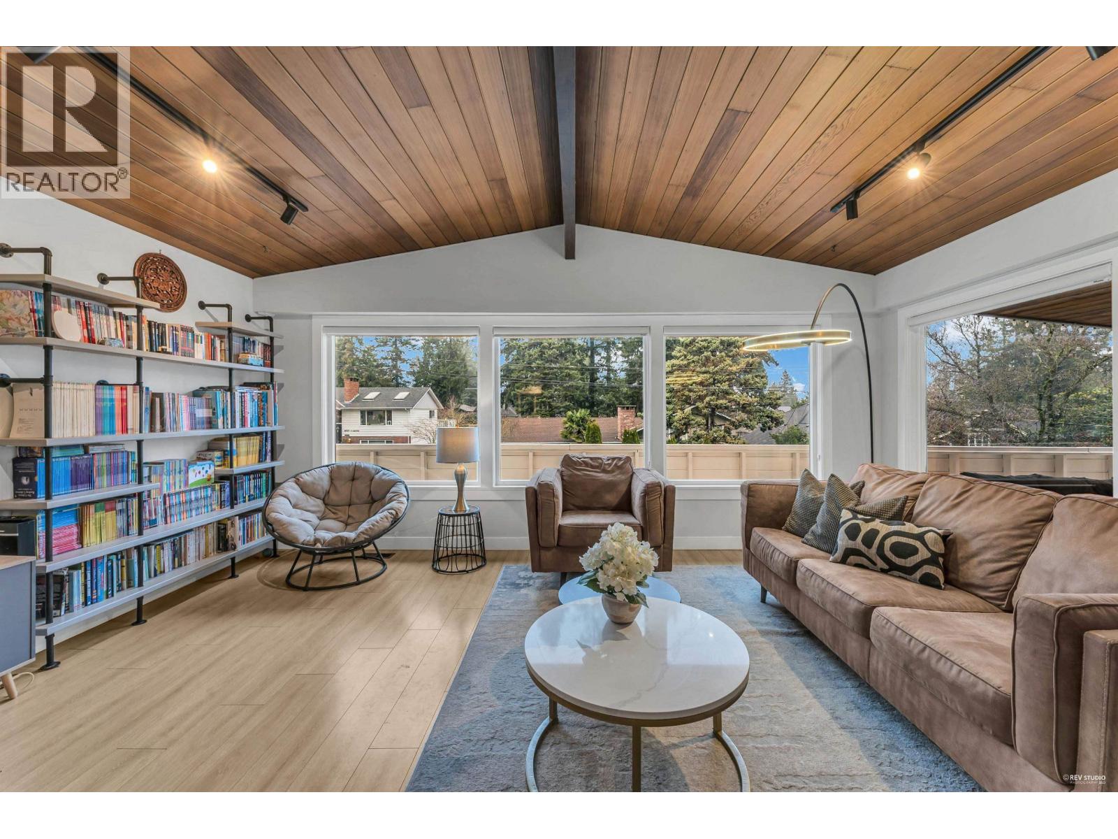 5068 7b Avenue, Delta, British Columbia V4M 1S5 - Photo 5 - R3093384