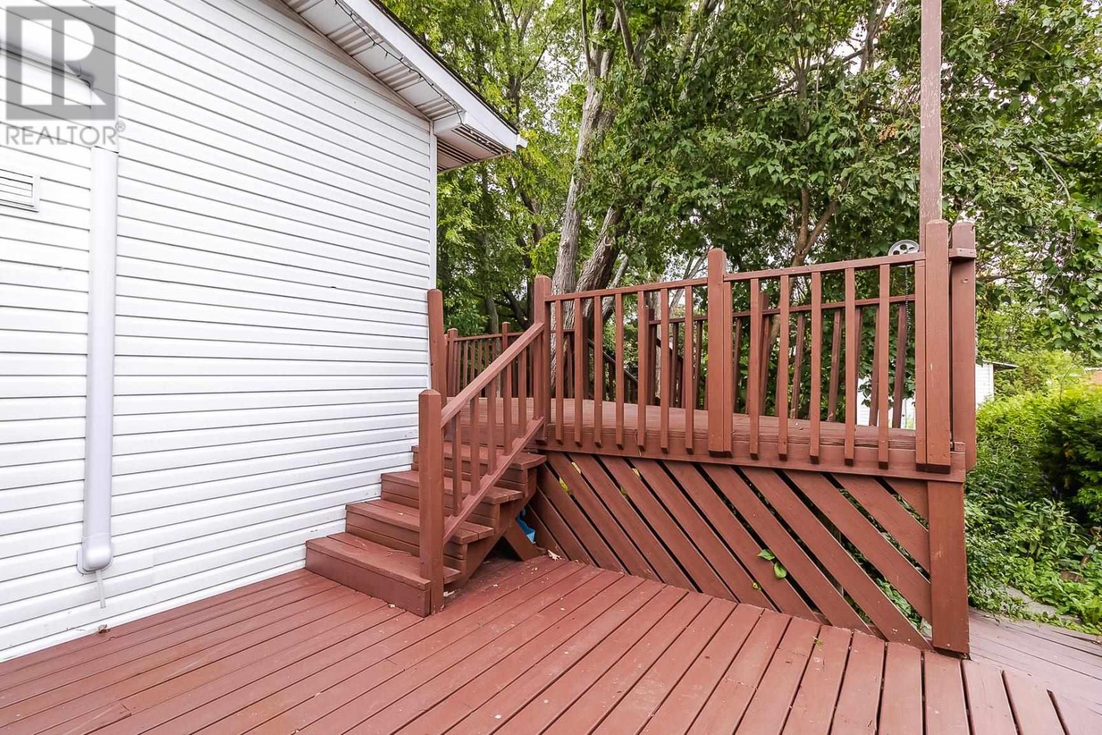 30 Carlbert St, Sault Ste. Marie, Ontario  P6A 5S5 - Photo 6 - SM260216