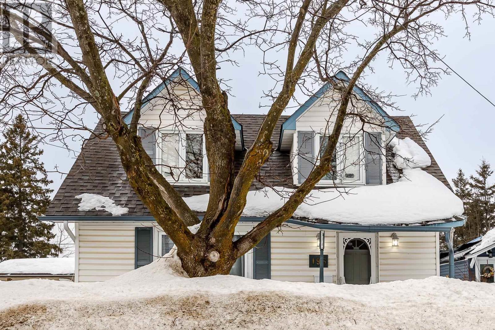 196 Macdonald Ave, Sault Ste. Marie, Ontario  P6B 1H5 - Photo 37 - SM260436