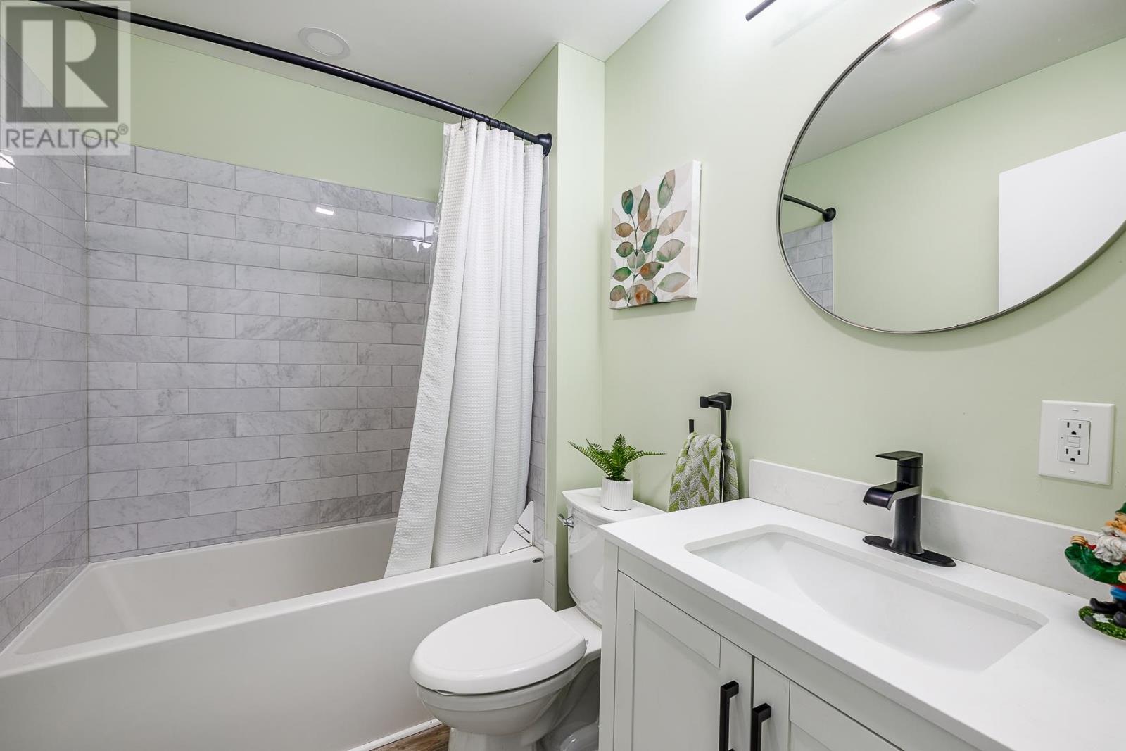 196 Macdonald Ave, Sault Ste. Marie, Ontario  P6B 1H5 - Photo 21 - SM260436