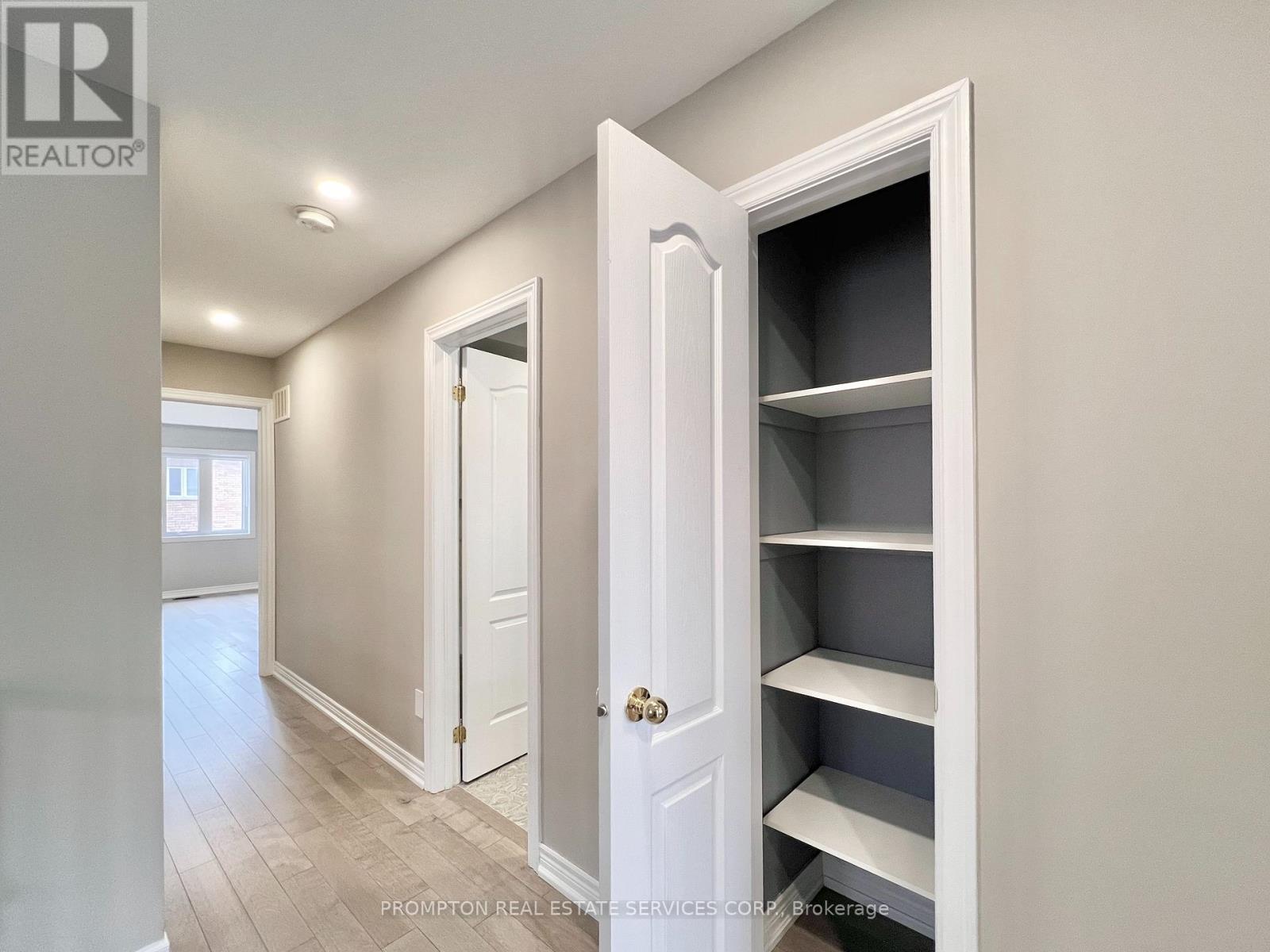 40 Staglin Court, Markham, Ontario  L6C 0K9 - Photo 16 - N12907116