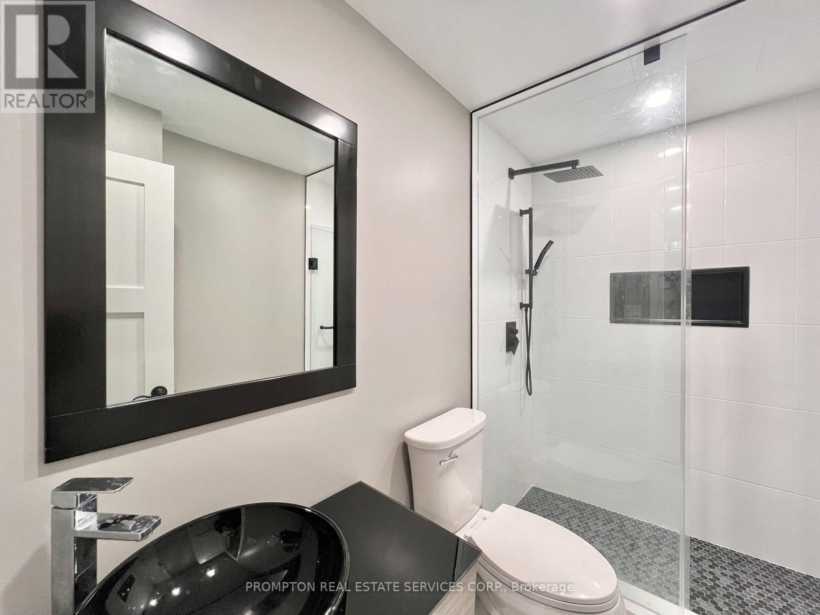 40 Staglin Court, Markham, Ontario  L6C 0K9 - Photo 39 - N12907116