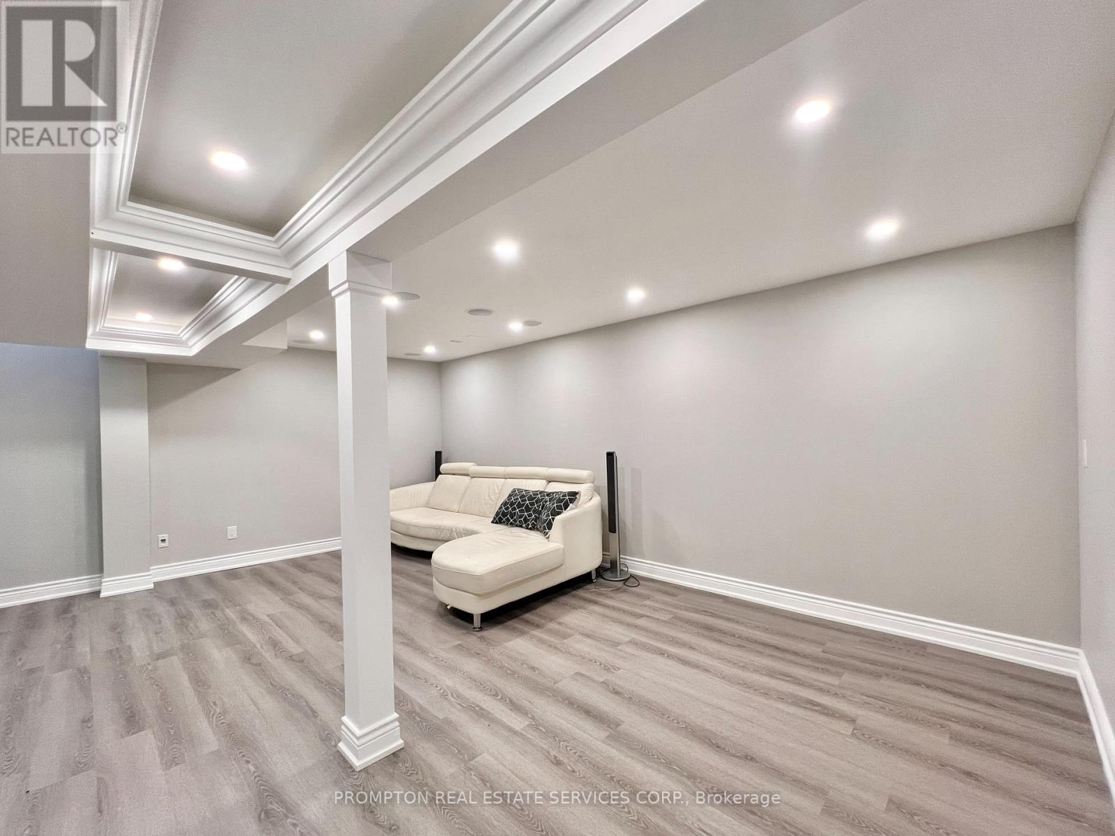 40 Staglin Court, Markham, Ontario  L6C 0K9 - Photo 40 - N12907116