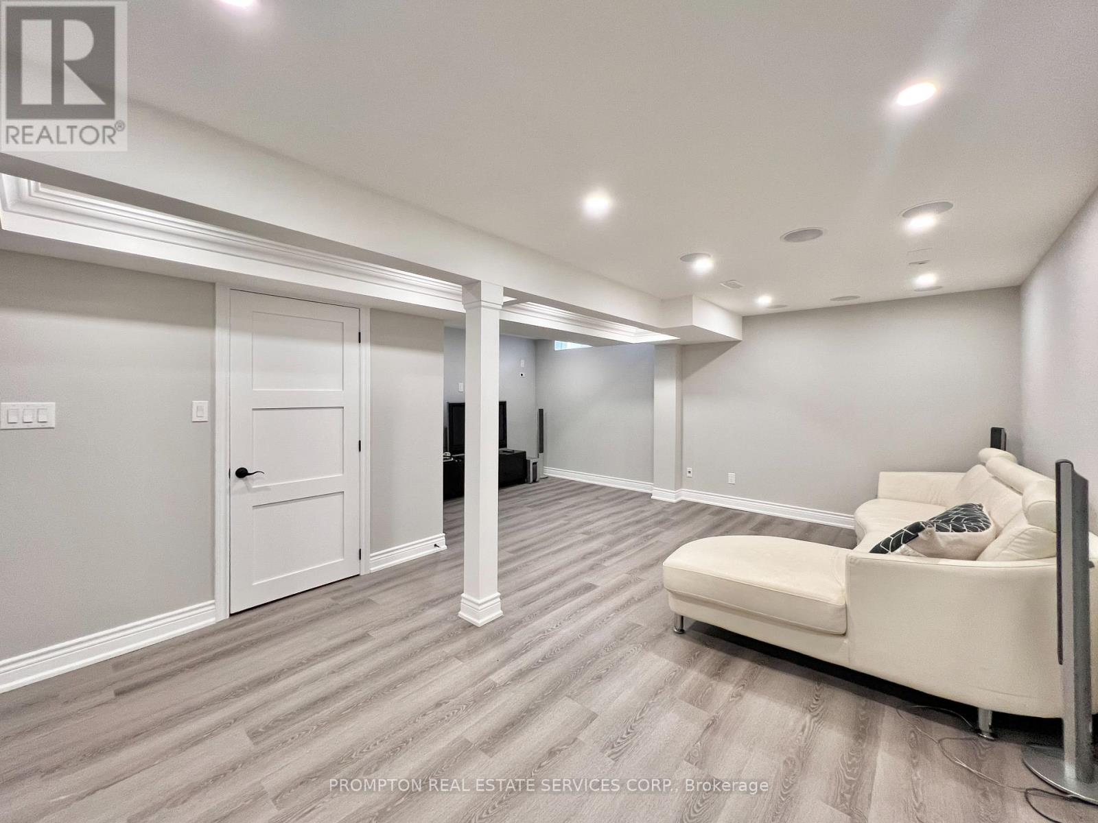 40 Staglin Court, Markham, Ontario  L6C 0K9 - Photo 41 - N12907116