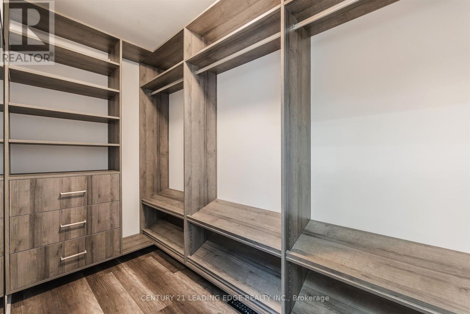 193 Tigertail Crescent, Bradford West Gwillimbury, Ontario  L3Z 0M4 - Photo 18 - N12907128