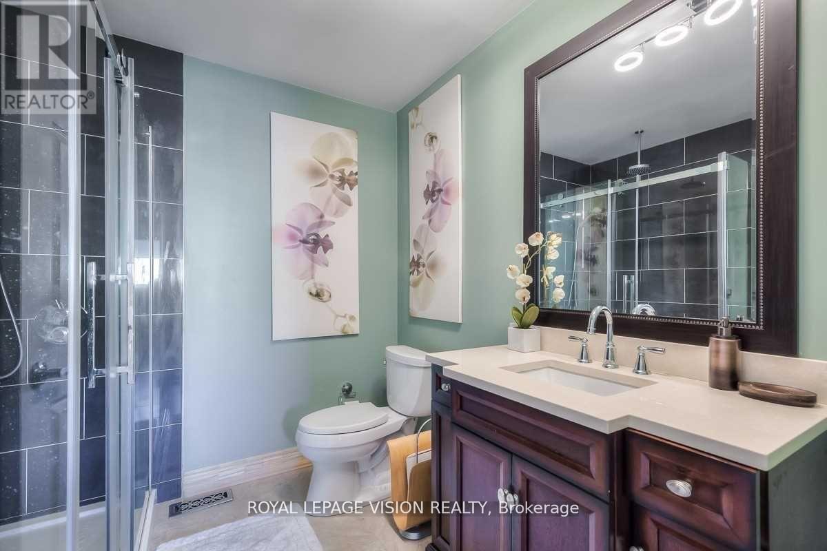 227 Stonebriar Drive, Vaughan, Ontario  L6A 4A3 - Photo 10 - N12907146