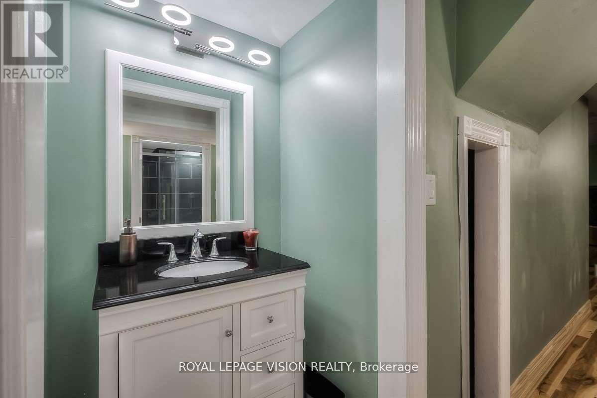 227 Stonebriar Drive, Vaughan, Ontario  L6A 4A3 - Photo 18 - N12907146