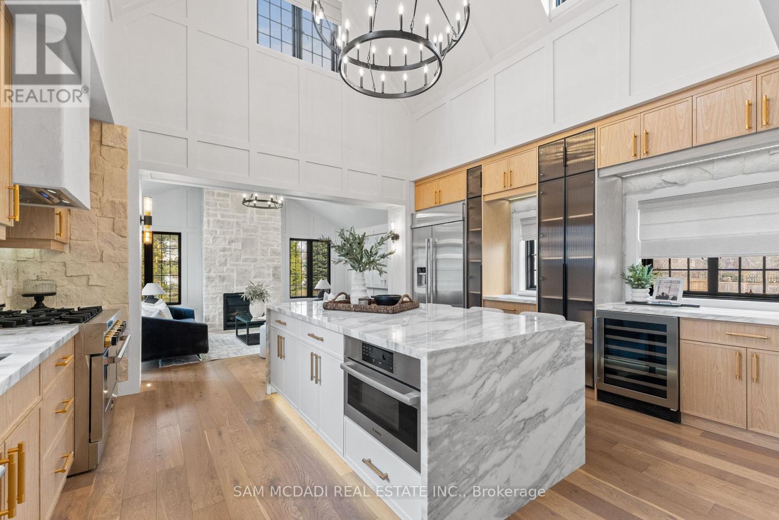 977 Unsworth Avenue, Burlington, Ontario  L7T 1R2 - Photo 15 - W12907120