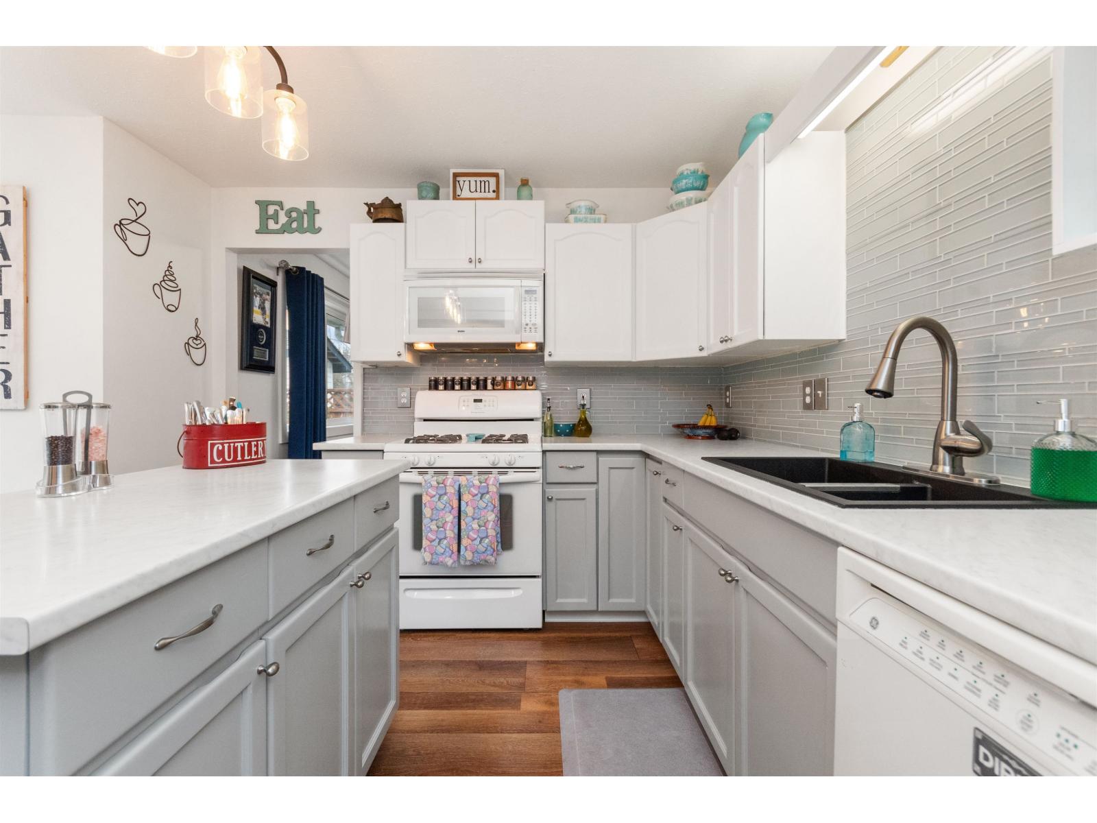 45944 Thomas Road, Vedder Crossing, Chilliwack, British Columbia  V2R 3X1 - Photo 12 - R3099955