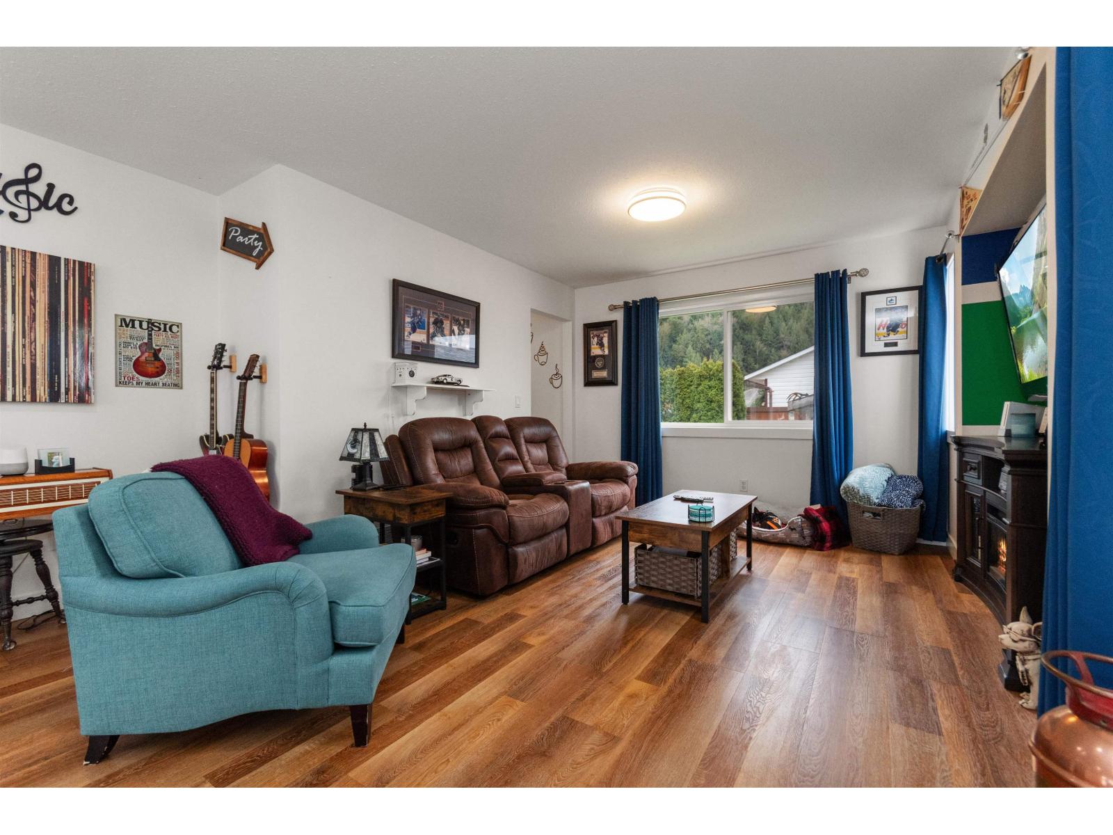 45944 Thomas Road, Vedder Crossing, Chilliwack, British Columbia  V2R 3X1 - Photo 6 - R3099955