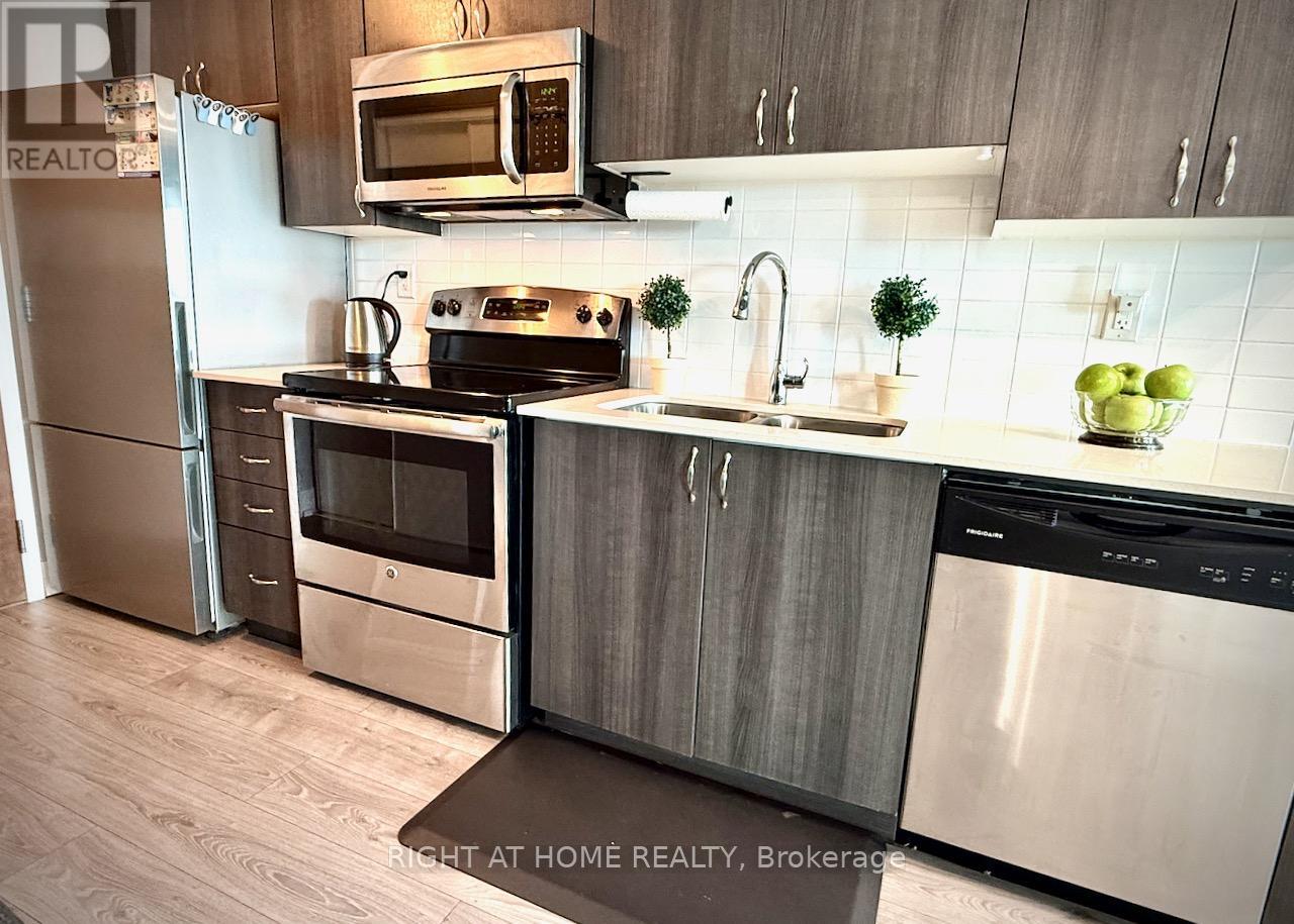 603 - 1215 Bayly Street, Pickering, Ontario  L1W 1L7 - Photo 10 - E12907156