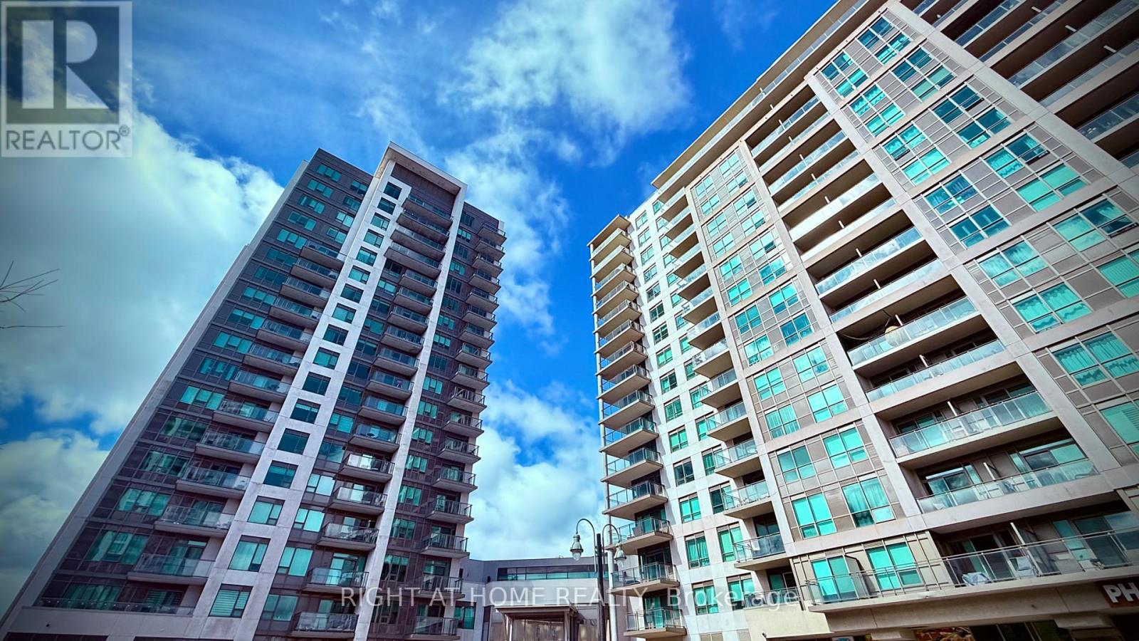 603 - 1215 Bayly Street, Pickering, Ontario  L1W 1L7 - Photo 2 - E12907156