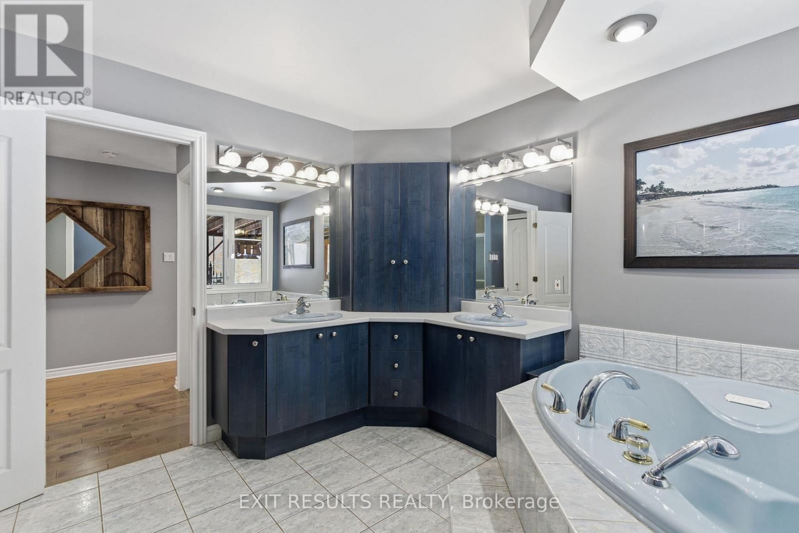 638 St Thomas Road W, Russell, Ontario  K0A 1W0 - Photo 13 - X12701706