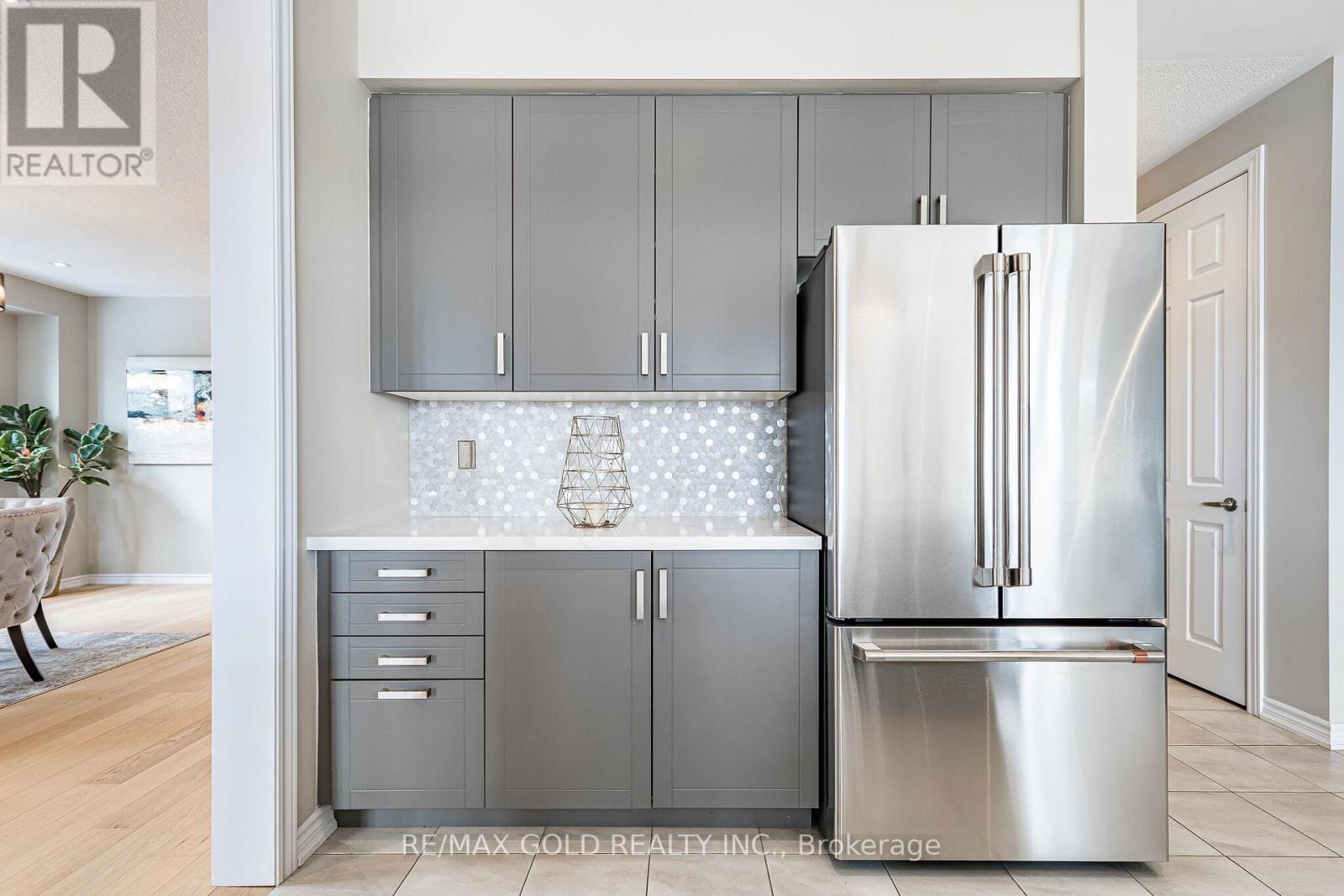 201 Mcfarlane Crescent, Centre Wellington, Ontario  N1M 0G5 - Photo 15 - X12907158