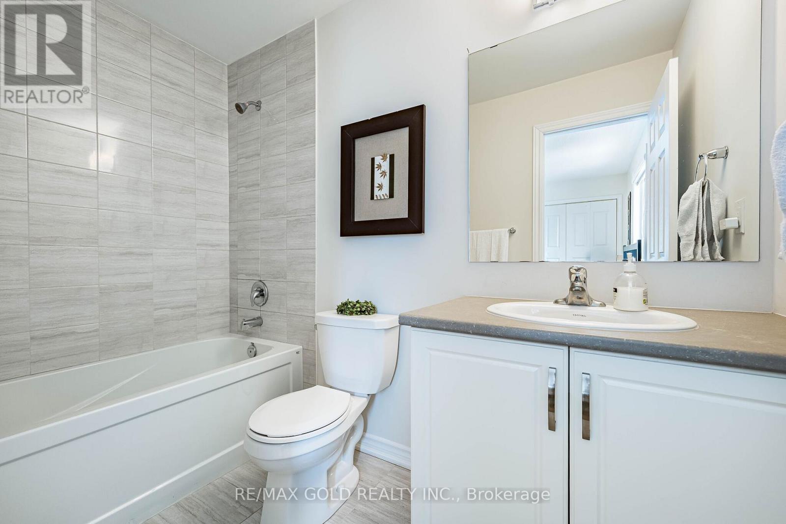 201 Mcfarlane Crescent, Centre Wellington, Ontario  N1M 0G5 - Photo 32 - X12907158