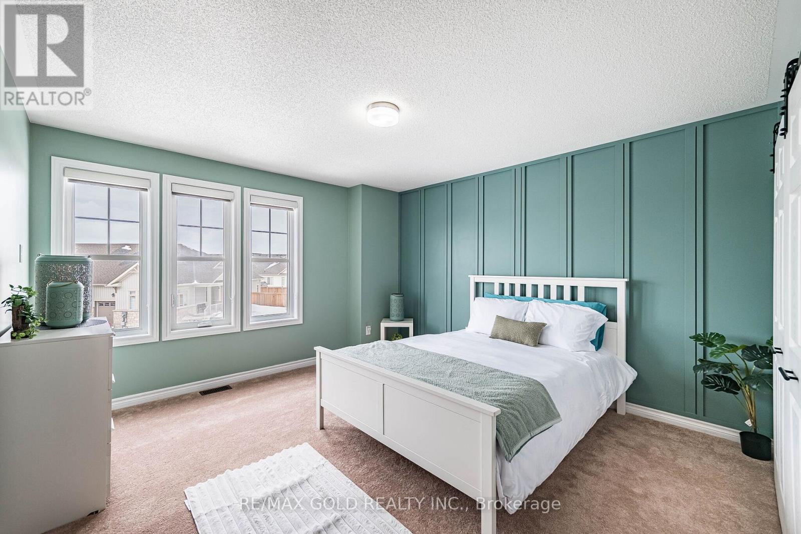 201 Mcfarlane Crescent, Centre Wellington, Ontario  N1M 0G5 - Photo 33 - X12907158