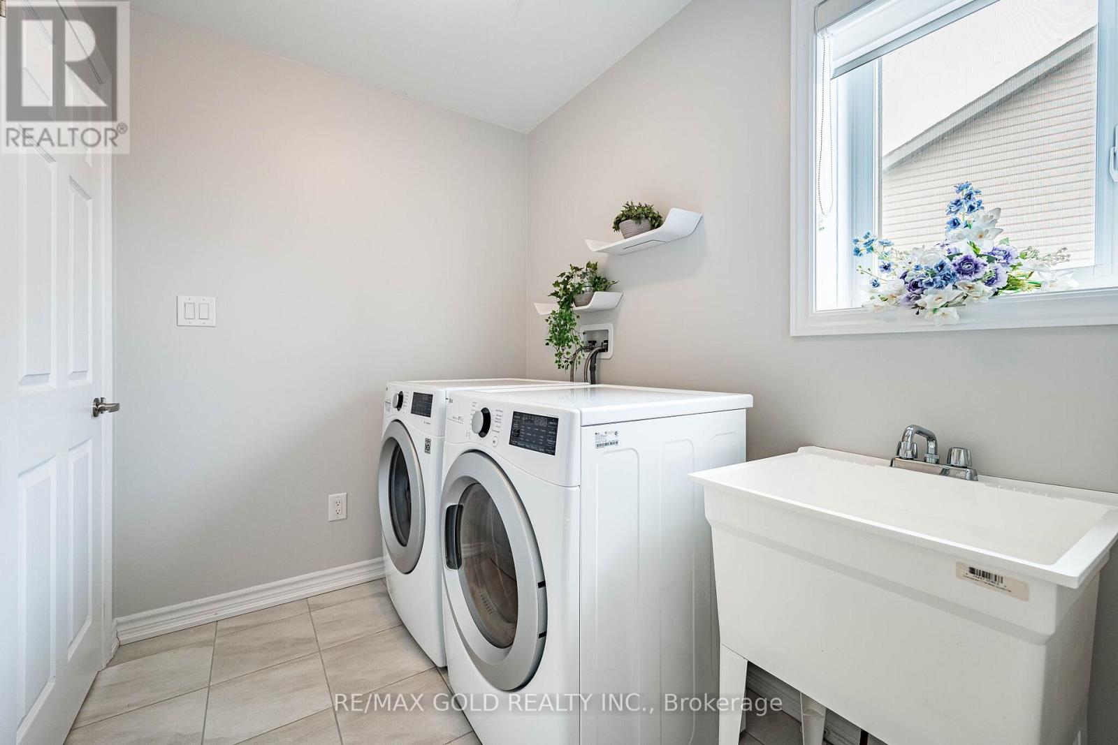 201 Mcfarlane Crescent, Centre Wellington, Ontario  N1M 0G5 - Photo 42 - X12907158