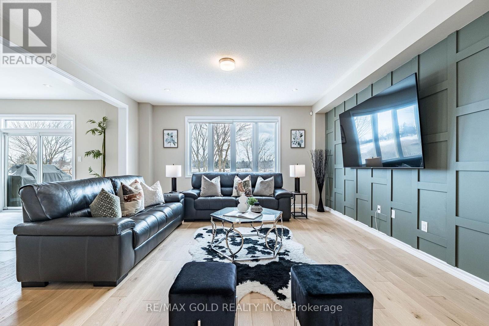 201 Mcfarlane Crescent, Centre Wellington, Ontario  N1M 0G5 - Photo 9 - X12907158