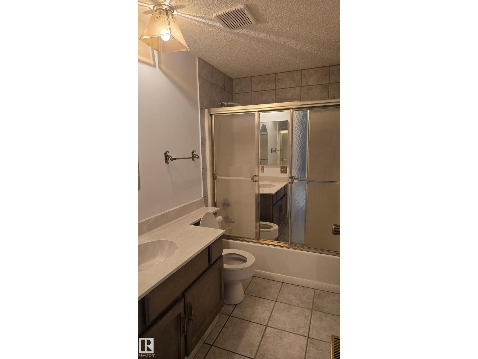 11 Woodlake Road, Sherwood Park, Alberta  T8A 4B3 - Photo 7 - E4477959