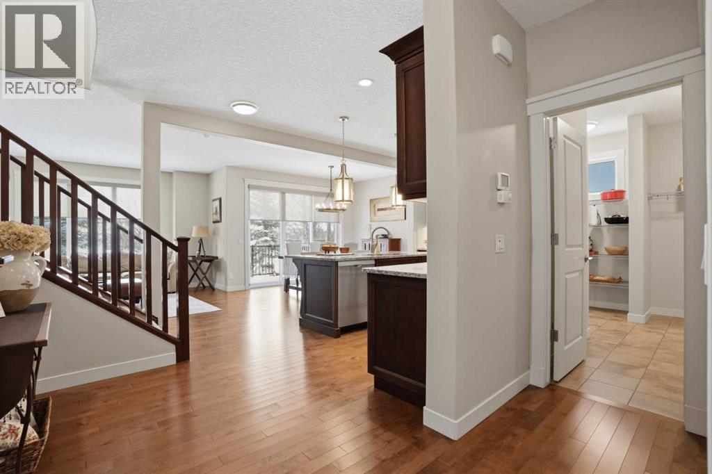 95 Cranarch Circle Se, Calgary, Alberta  T3M 0S5 - Photo 5 - A2289888