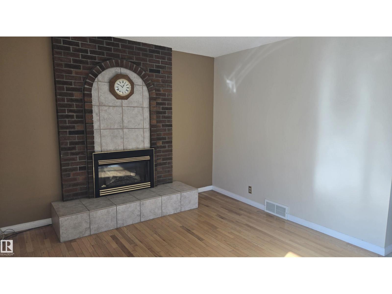 11 Woodlake Road, Sherwood Park, Alberta  T8A 4B3 - Photo 10 - E4477959