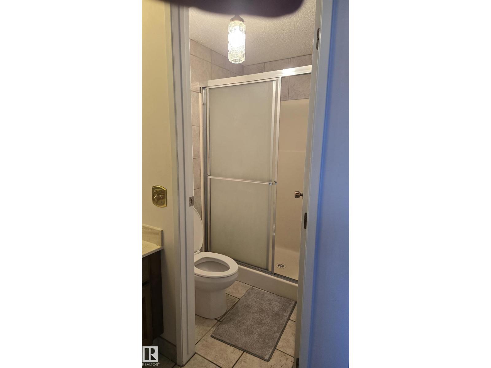 11 Woodlake Road, Sherwood Park, Alberta  T8A 4B3 - Photo 6 - E4477959