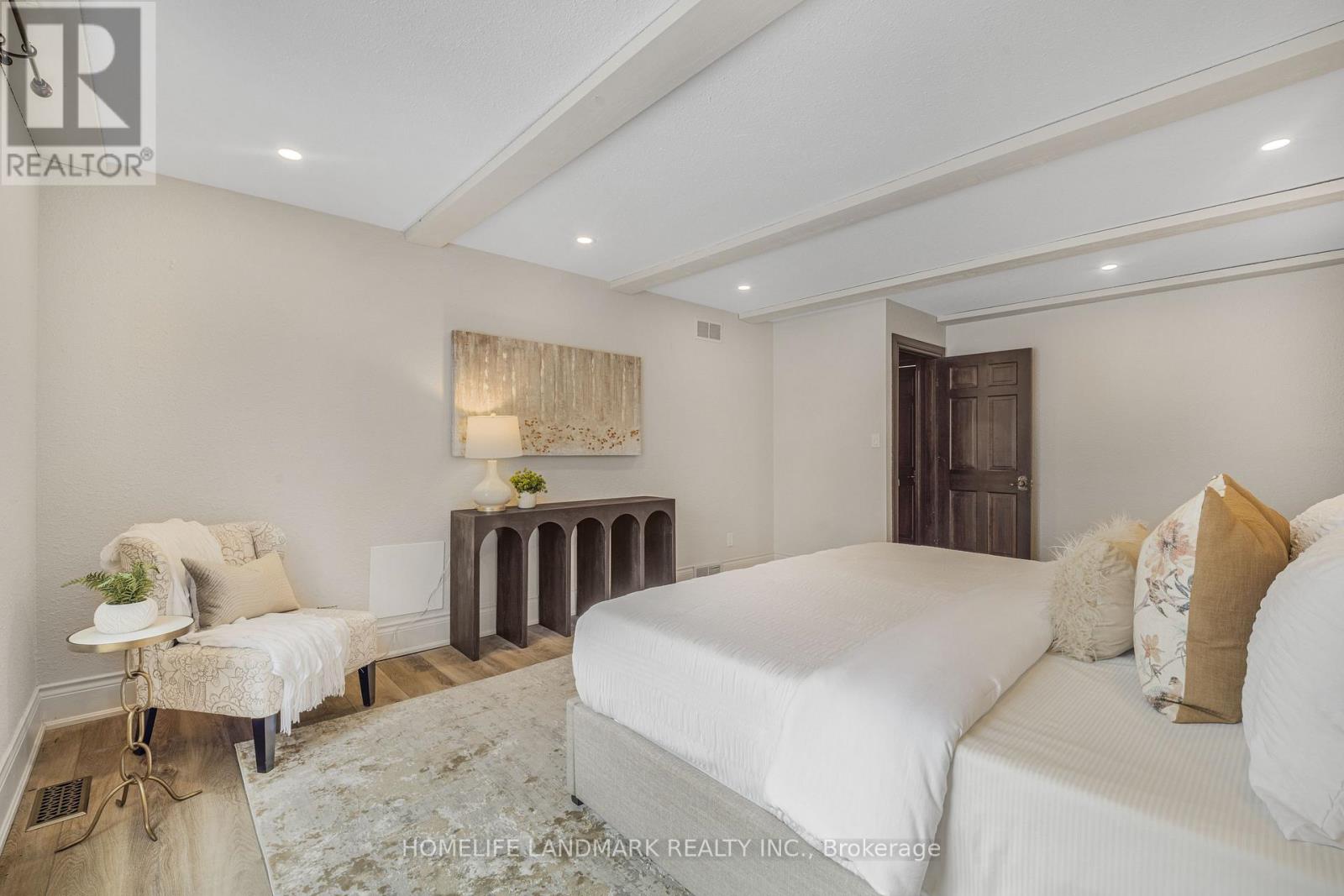 10505 Niagara River Parkway, Niagara Falls, Ontario  L2E 6S6 - Photo 24 - X12907160