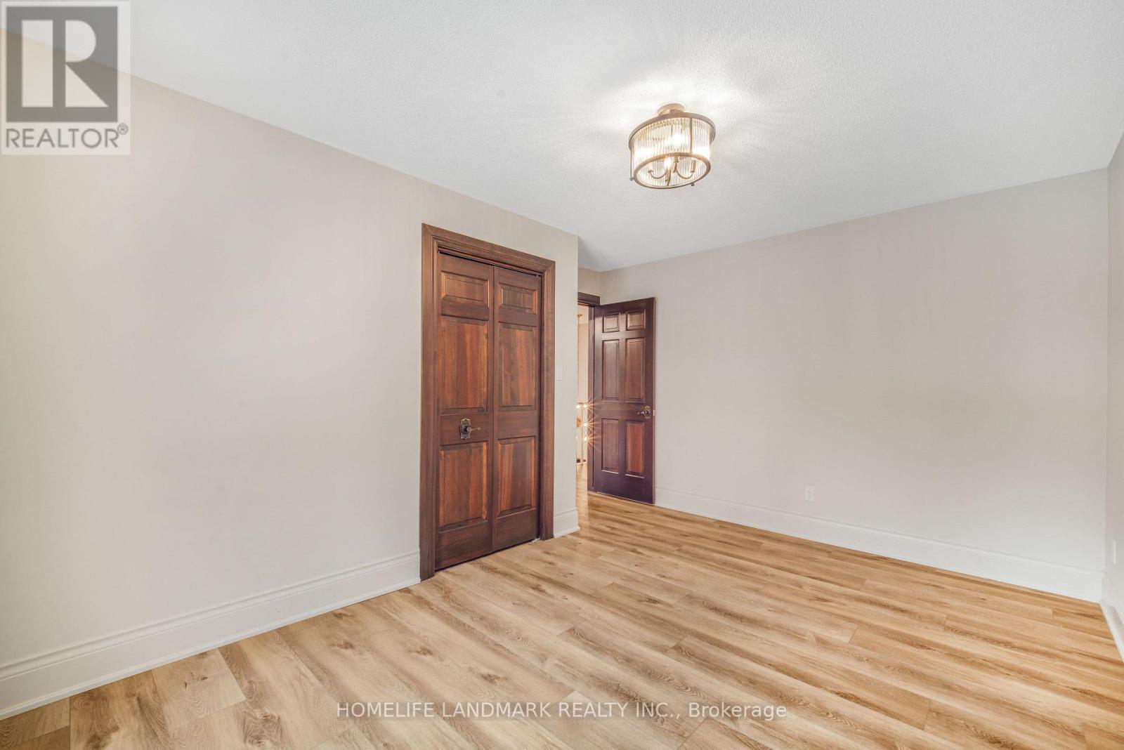 10505 Niagara River Parkway, Niagara Falls, Ontario  L2E 6S6 - Photo 29 - X12907160