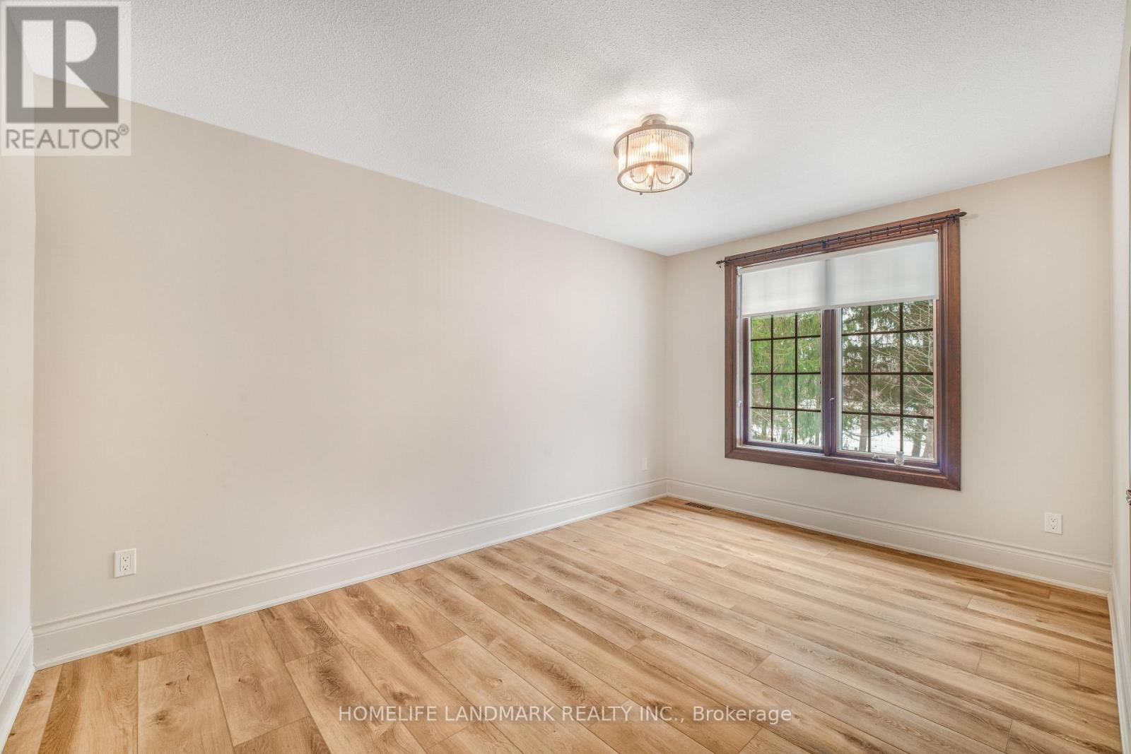 10505 Niagara River Parkway, Niagara Falls, Ontario  L2E 6S6 - Photo 30 - X12907160