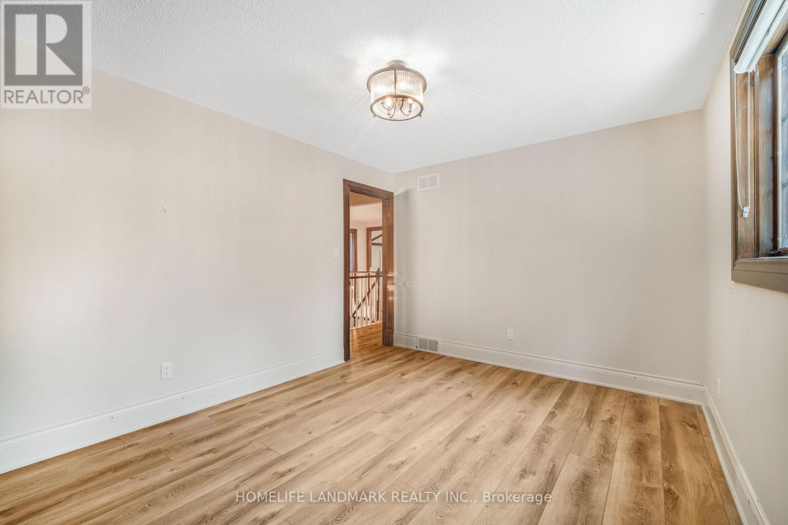 10505 Niagara River Parkway, Niagara Falls, Ontario  L2E 6S6 - Photo 35 - X12907160