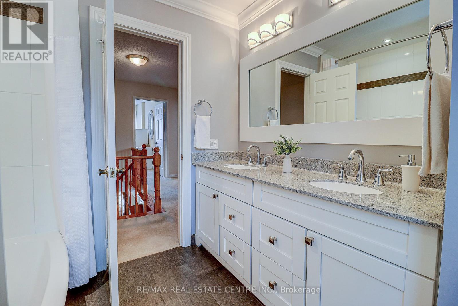 6 Waverly Place, Brampton, Ontario  L6Z 1Y9 - Photo 31 - W12907062