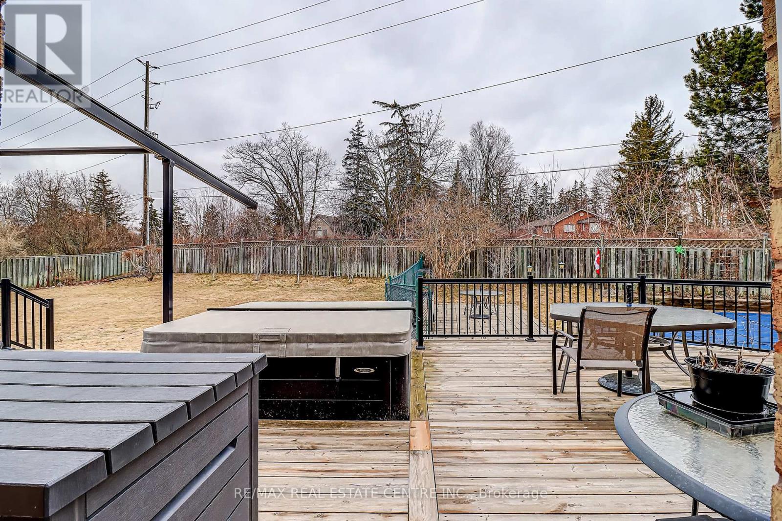 6 Waverly Place, Brampton, Ontario  L6Z 1Y9 - Photo 42 - W12907062