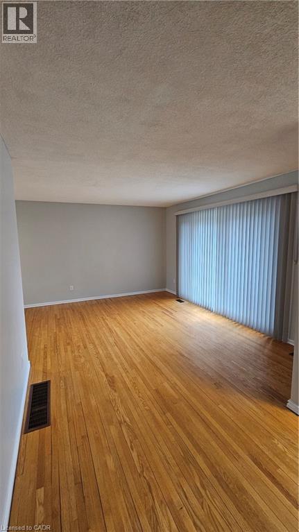 34 Marksam Road, Guelph, Ontario  N1H 1X2 - Photo 4 - 40813963