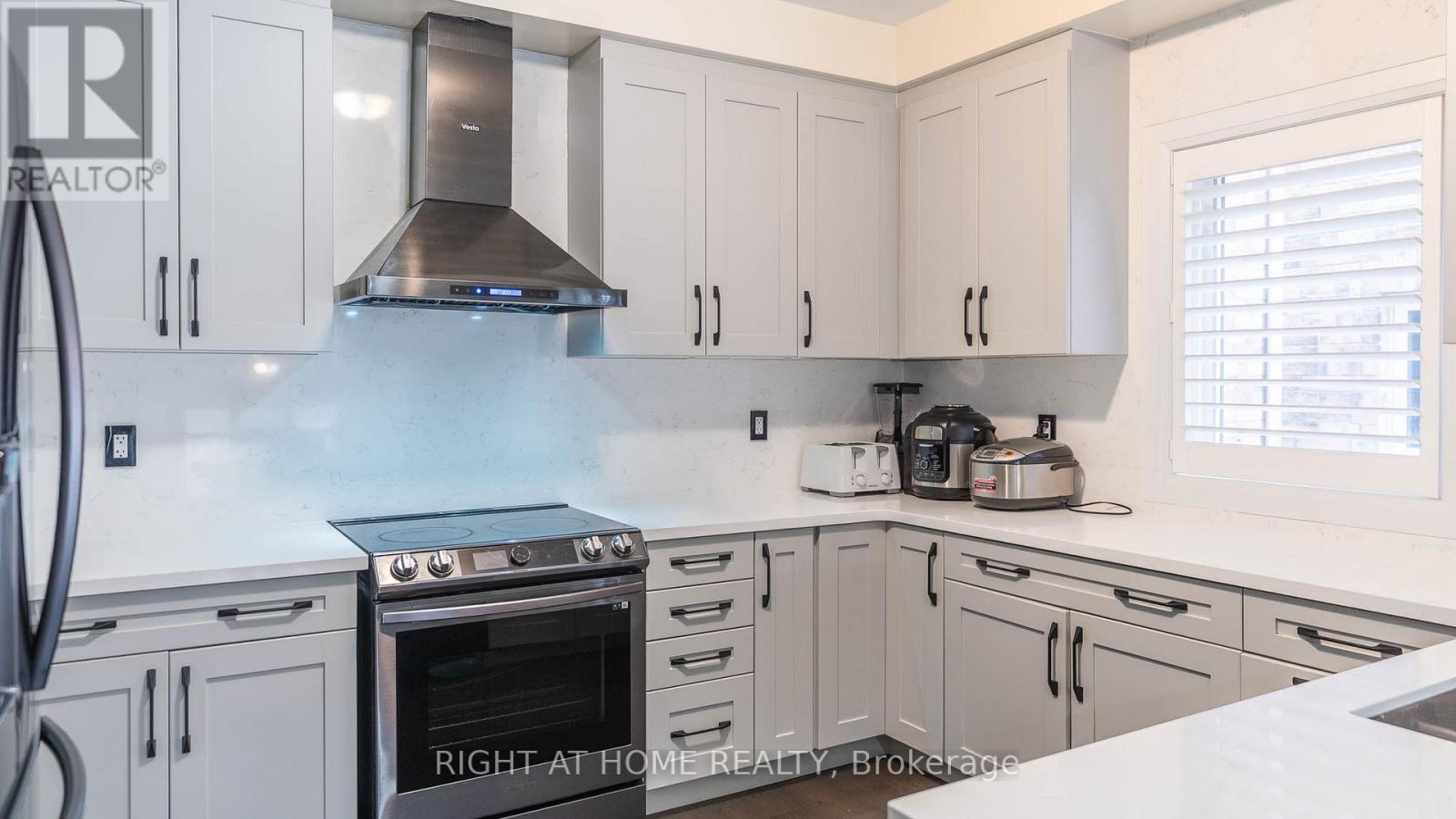 707 Audley Road S, Ajax, Ontario  L1Z 0T7 - Photo 11 - E12907170