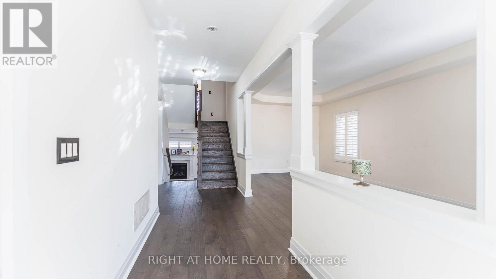 707 Audley Road S, Ajax, Ontario  L1Z 0T7 - Photo 4 - E12907170