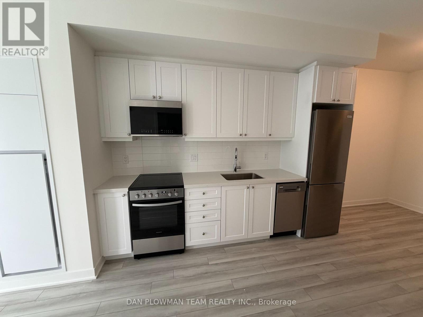 103 - 51 CLARINGTON BOULEVARD, Clarington, Ontario