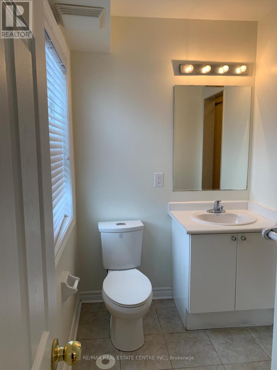 1 - 600 Shoreline Drive, Mississauga, Ontario  L5B 0A8 - Photo 12 - W12907166