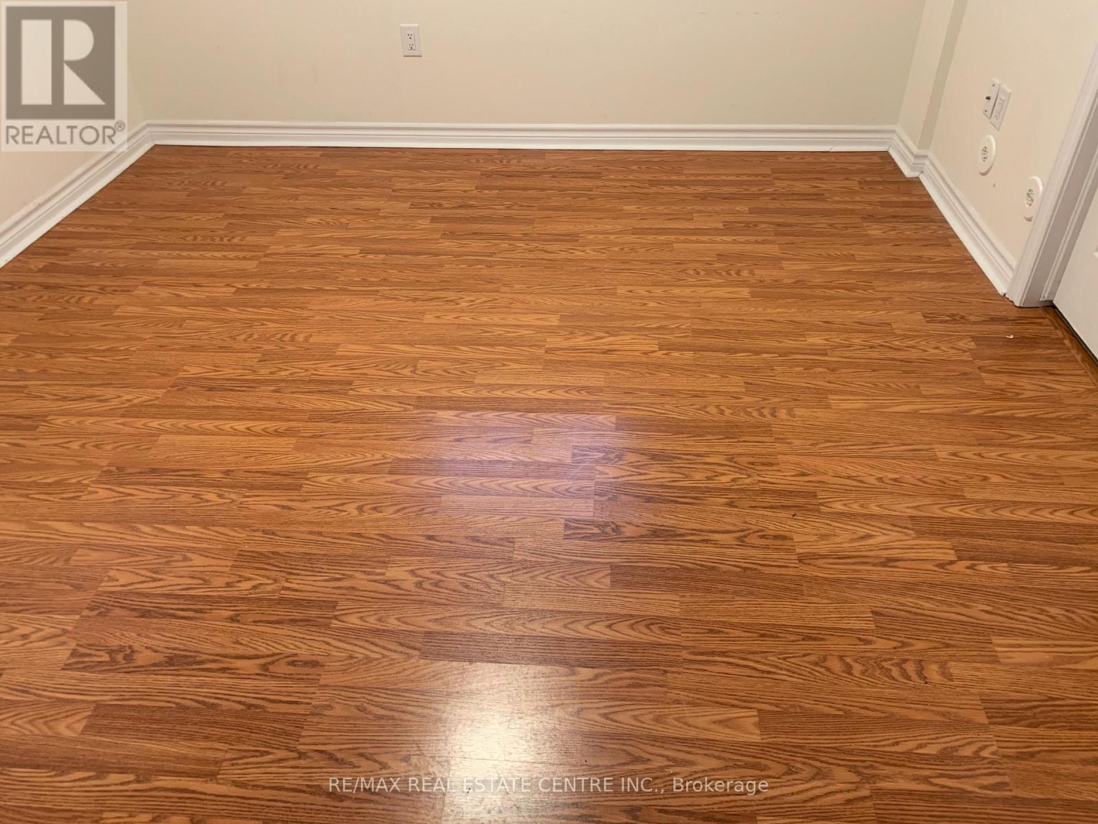 1 - 600 Shoreline Drive, Mississauga, Ontario  L5B 0A8 - Photo 15 - W12907166