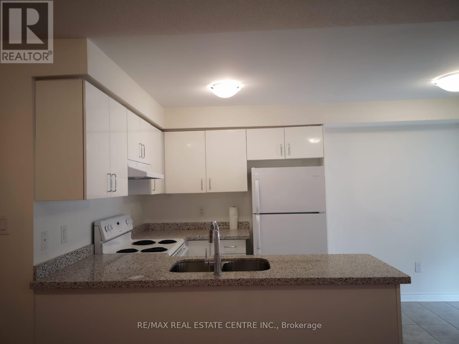 1 - 600 Shoreline Drive, Mississauga, Ontario  L5B 0A8 - Photo 6 - W12907166