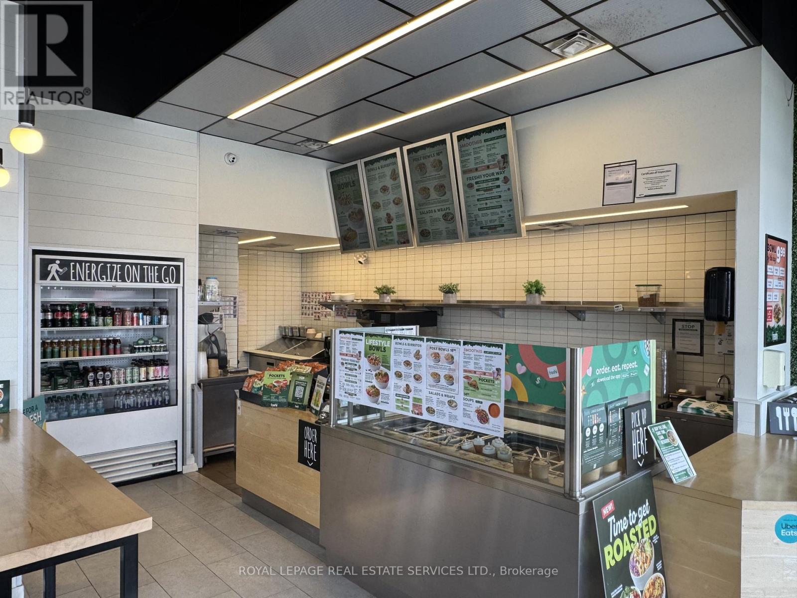 330 DUNDAS STREET E, Oakville, Ontario